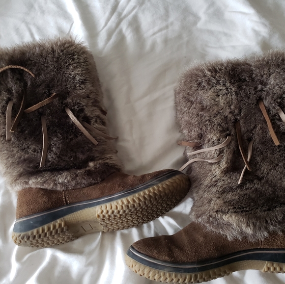Bos. & Co. Fun Fur Boot - Picture 2 of 7